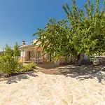 Camilla * Ostuni