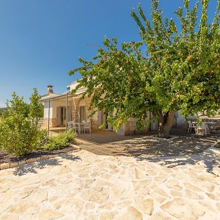Camilla * Ostuni